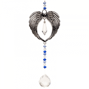 Feng Shui Dekoration: Engelflügel und Kristallkugel