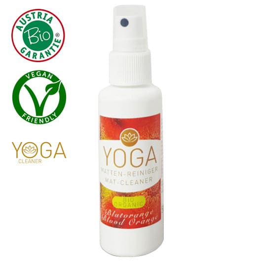 Yogamattenreiniger Mat-Cleaner organisch bio Blutorange Flasche mit Sprühkopf auf weißem Hintergrund