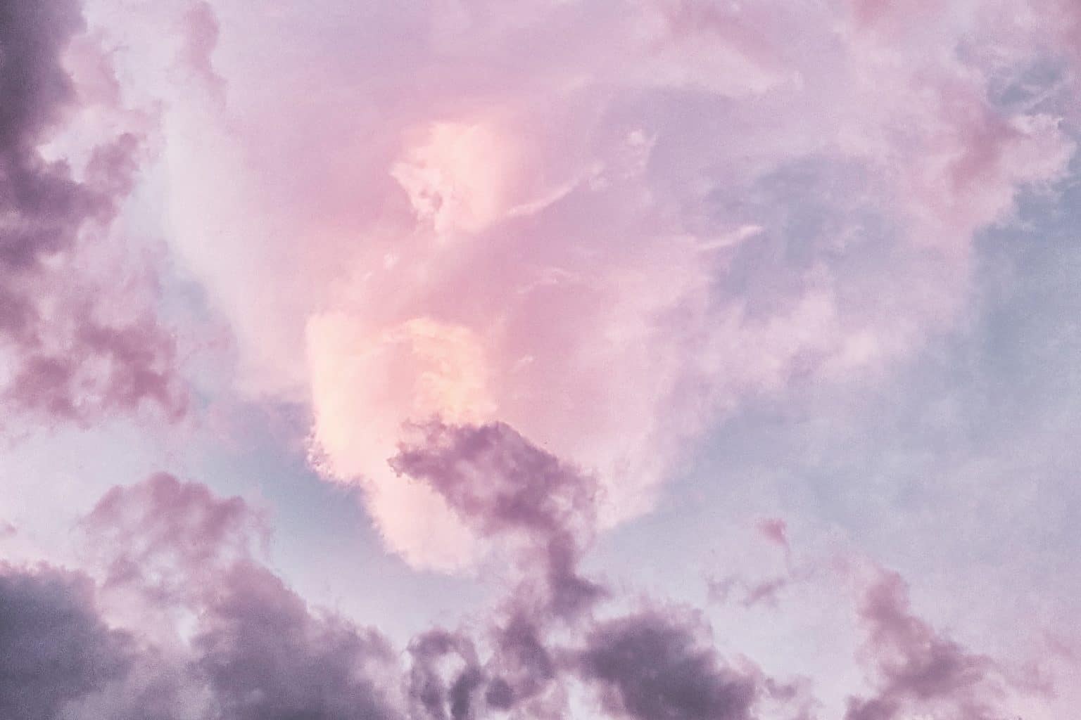 Lila Wolken Rosa Himmel